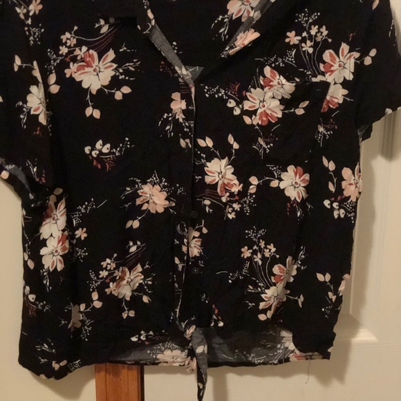 Floral crop top - Picture 2 of 2